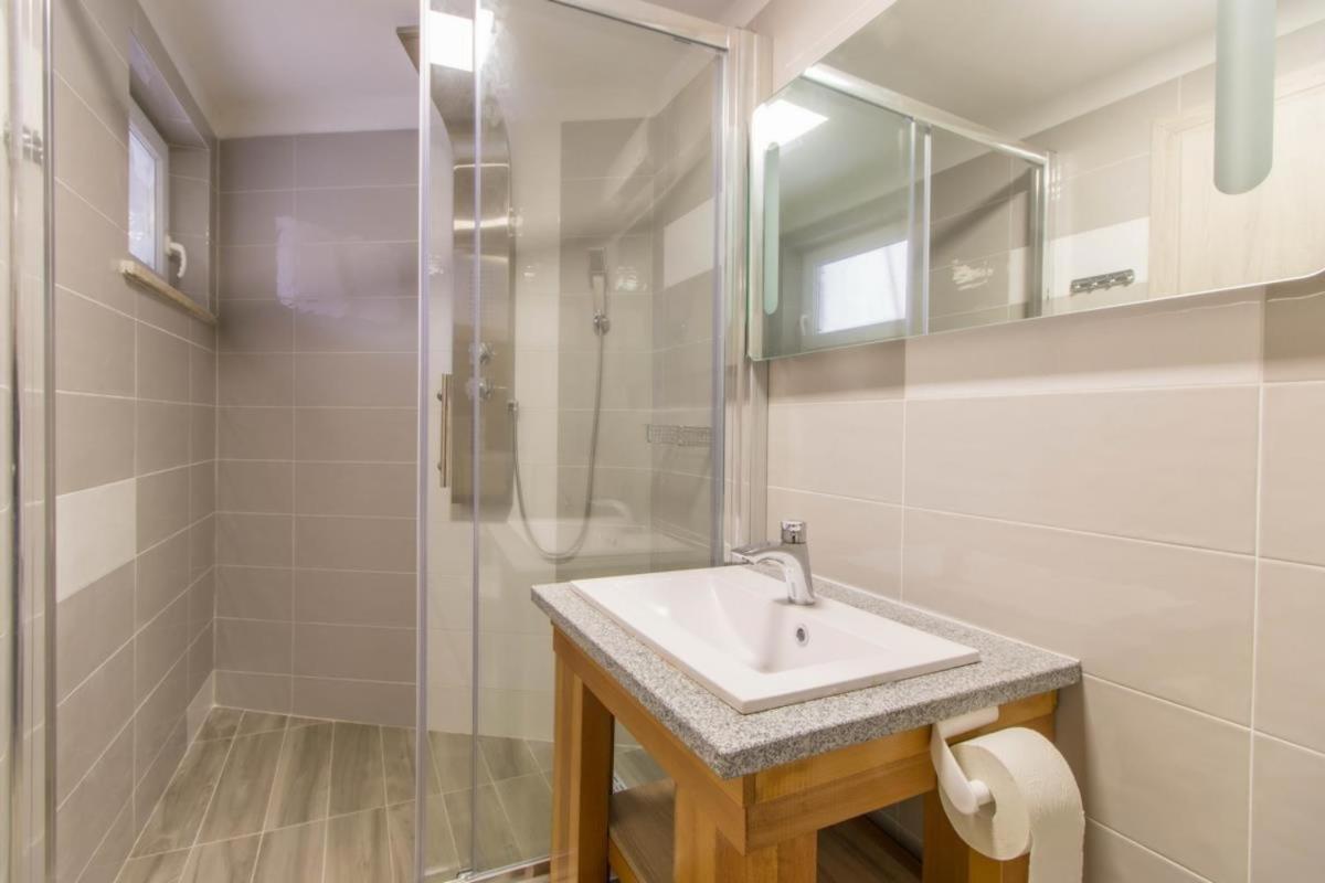 Apartments With A Parking Space Jusici, Opatija - 15874 Kastav Εξωτερικό φωτογραφία